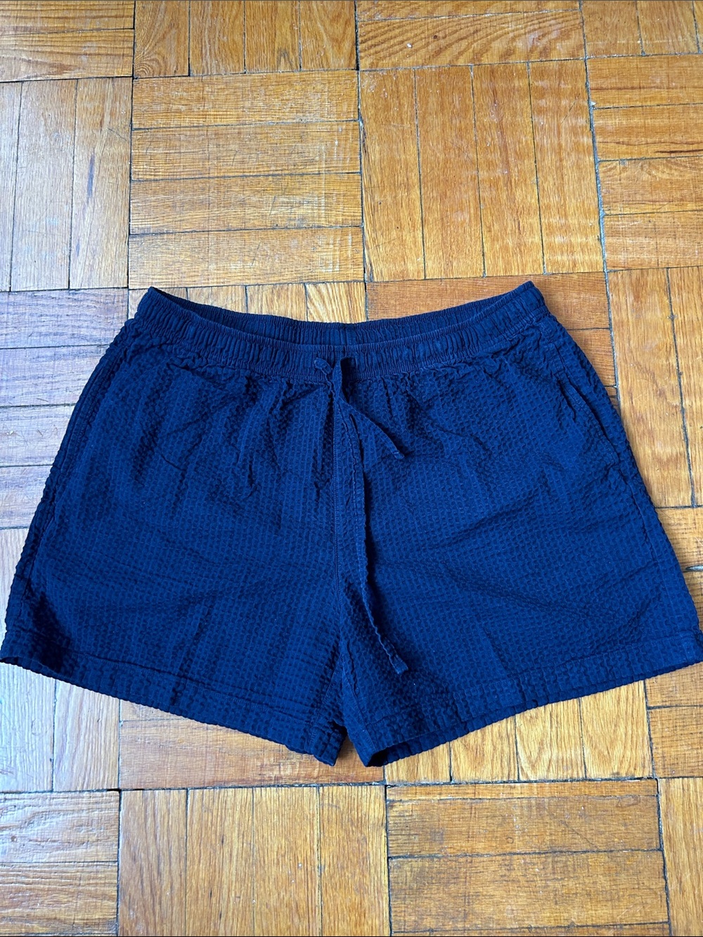 Uniqlo Women's Navy Textured Drawstring Athletic Shorts
